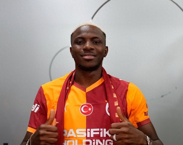 炒股配资评测网 签伊萨克1.4亿英镑, 奥斯梅恩仅需7500万欧元, 利物浦为啥不买他